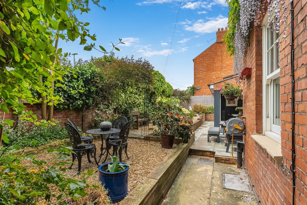 Bath Road